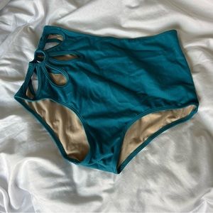 Kortni jeane swimming suit bottoms